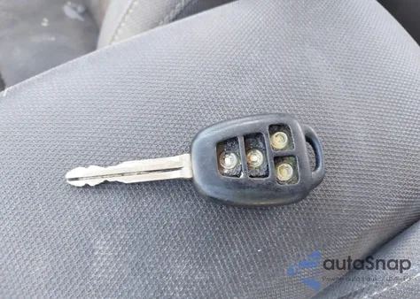 2015 Toyota Corolla Le из США, поврежденный, VIN 5YFBURHE0FP231013